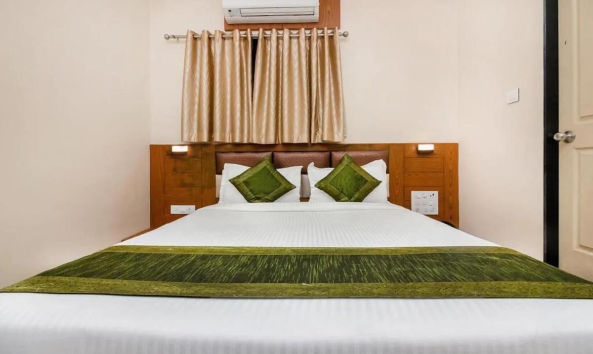 Hotel Volga Plaza Mumbai Exterior foto